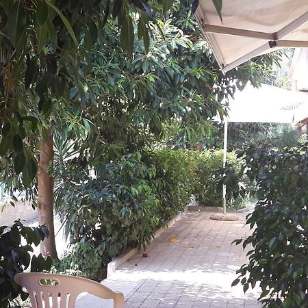 B & B Residence L'Ancora 维拉皮亚纳 外观 照片