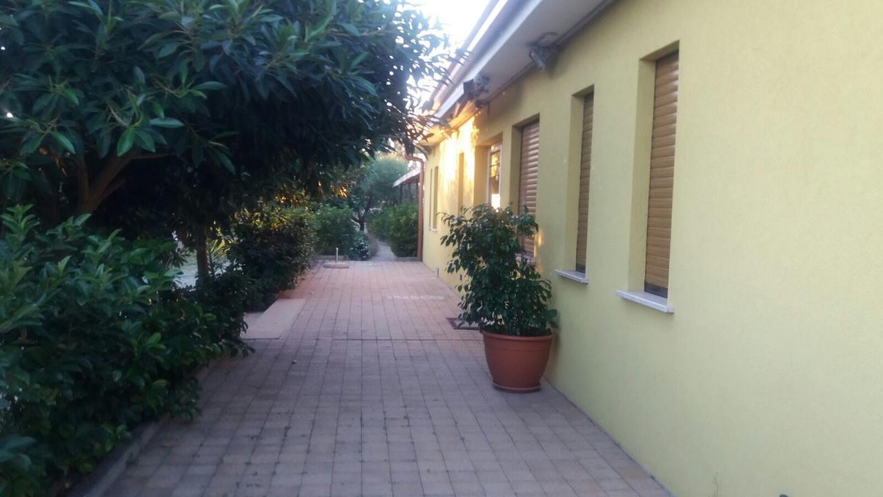 B & B Residence L'Ancora 维拉皮亚纳 外观 照片